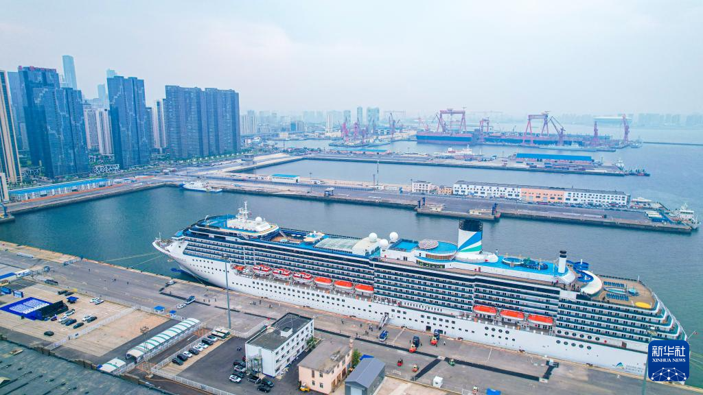 大连港时隔五年再次迎来国际邮轮始发