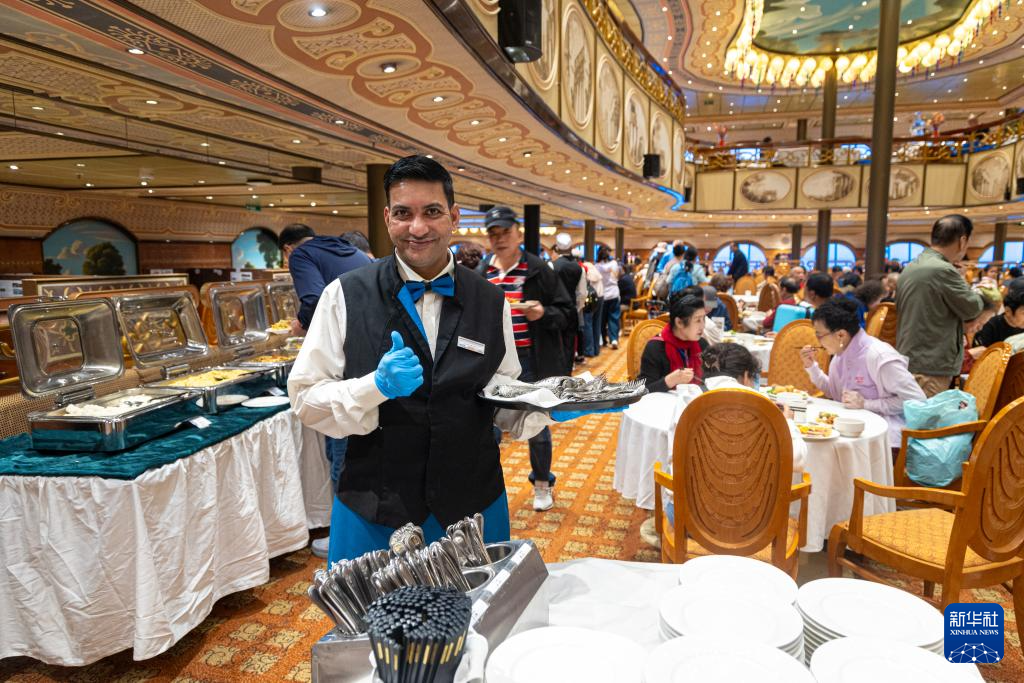 大连港时隔五年再次迎来国际邮轮始发