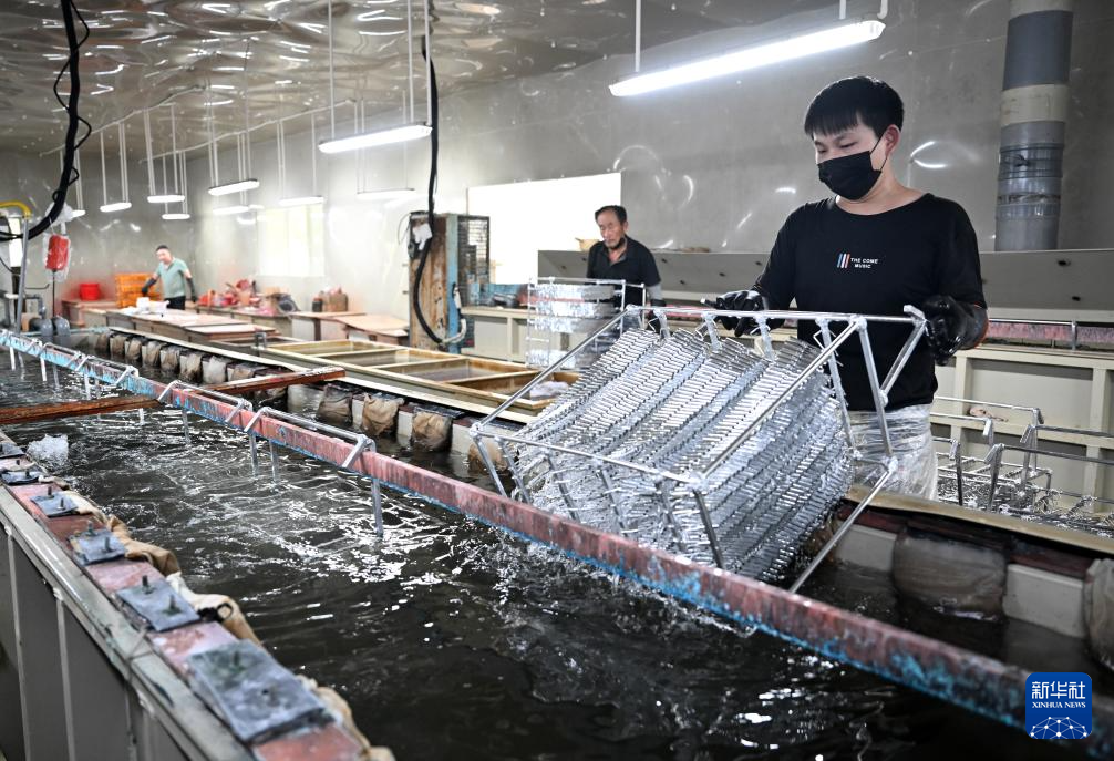 河南鹿邑：化妆刷之乡打造“美丽经济”