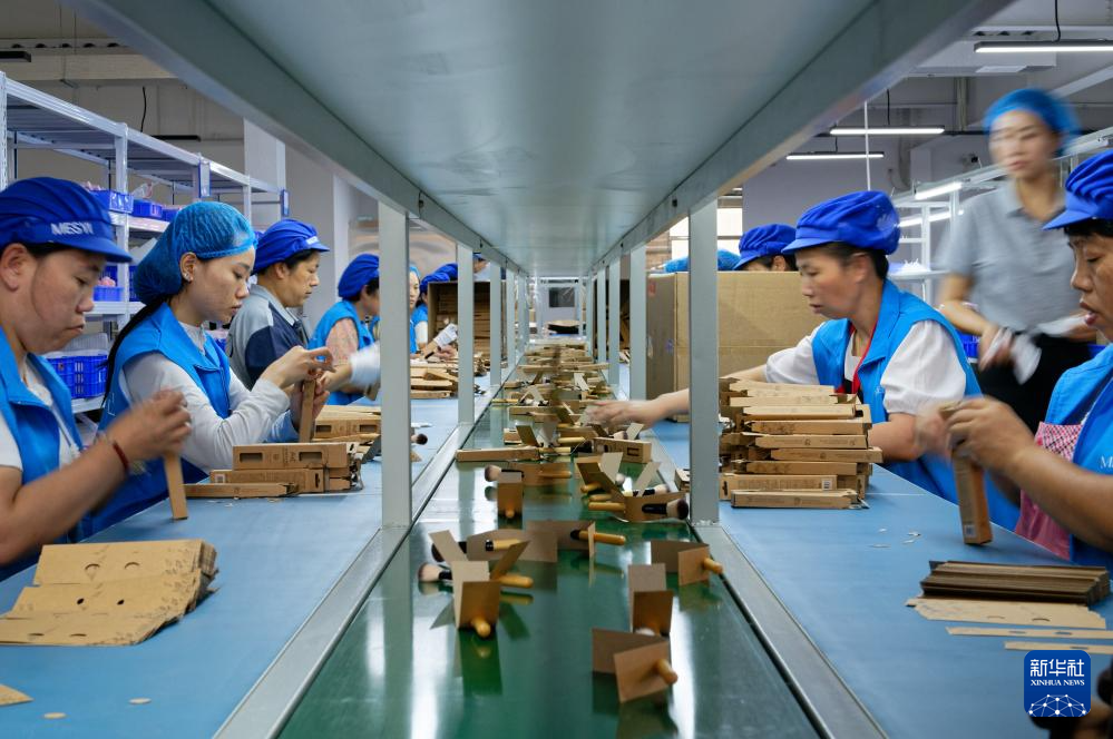 河南鹿邑：化妆刷之乡打造“美丽经济”