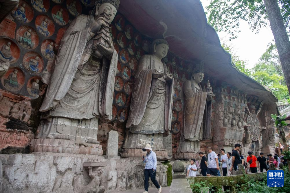 重庆:科技赋能大足石刻 注入新活力