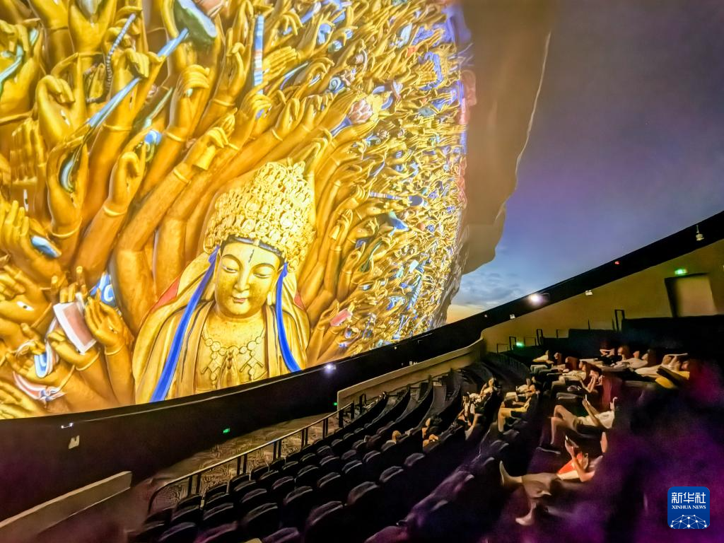 重庆:科技赋能大足石刻 注入新活力