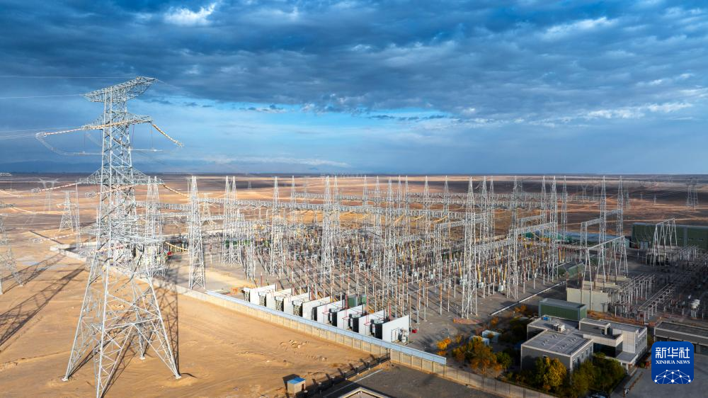 跨越千里,“疆电外送”点亮万家灯火