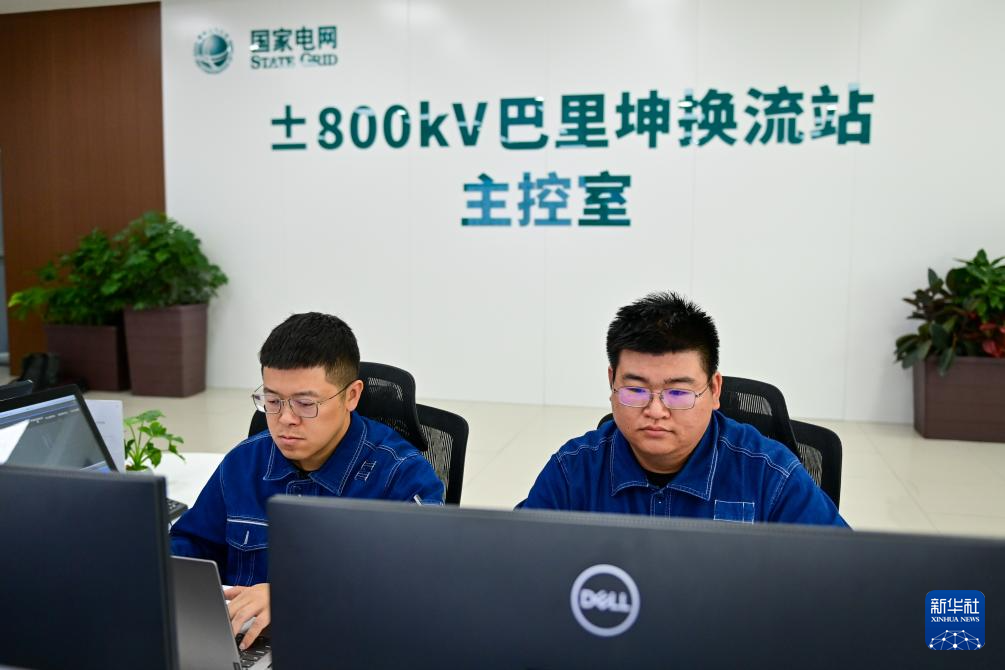 跨越千里,“疆电外送”点亮万家灯火