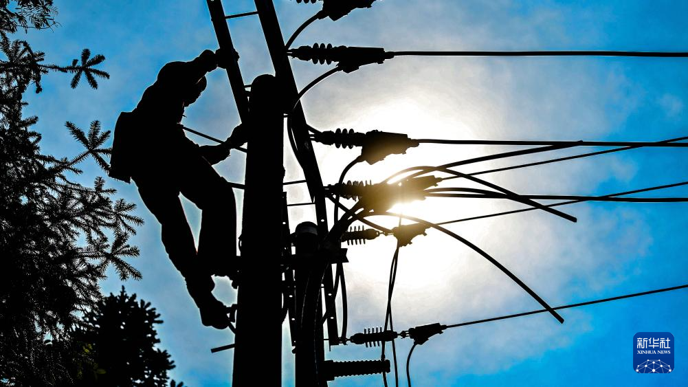 迎峰度夏保供电