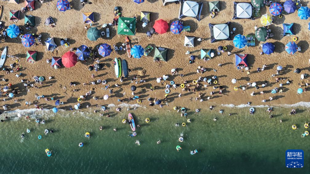 辽宁大连:海滨消暑