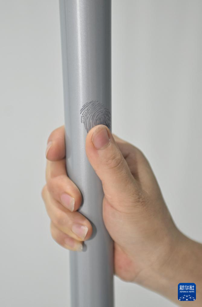 成都世运会火炬传递系列装置亮相