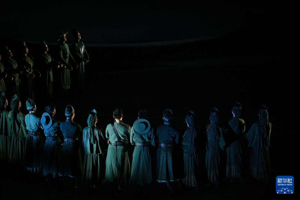 第七届中国新疆国际民族舞蹈节开幕