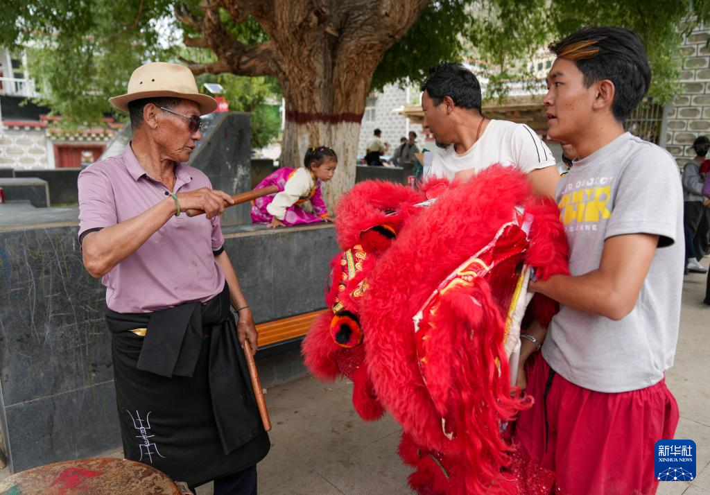 辉煌60载 魅力新西藏丨高原狮舞