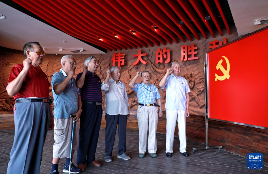 寻找照片中的TA·抗战胜利80周年丨“战争虽然残酷，但我从未害怕”