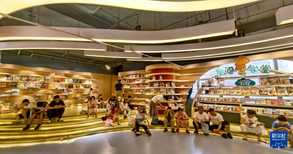 北京迎来暑期旅游热潮