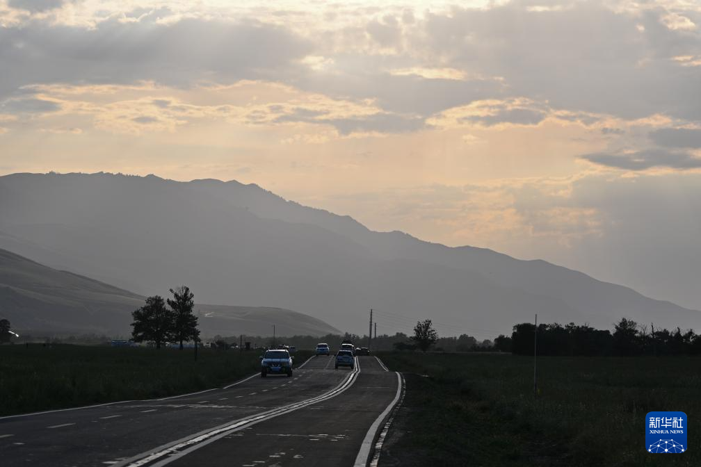 美丽中国丨壮美那拉提