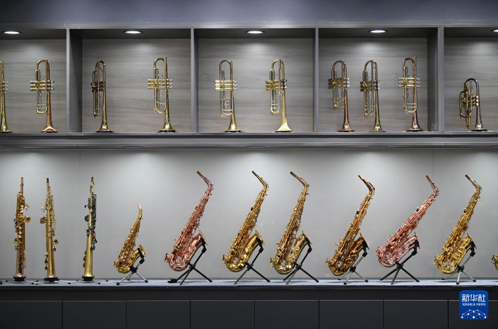 天津静海:乐器小镇音符飘向世界