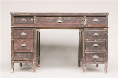 【文物里的抗战记忆】九屉桌上,一纸降书落芷江 【文物里的抗战记忆】九屉桌上,一纸降书落芷江