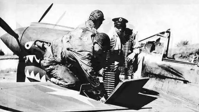 习近平曾为这些援华抗战的国际友人点赞 习近平曾为这些援华抗战的国际友人点赞