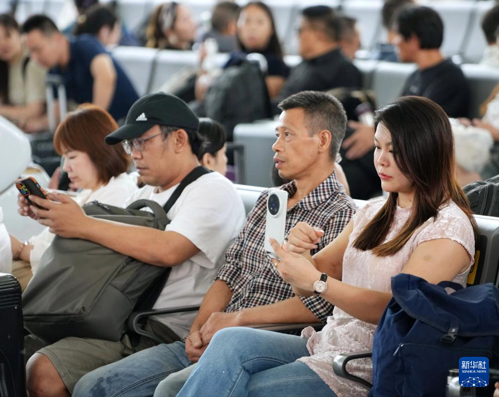 国铁广州局多条线路列车逐步恢复开行
