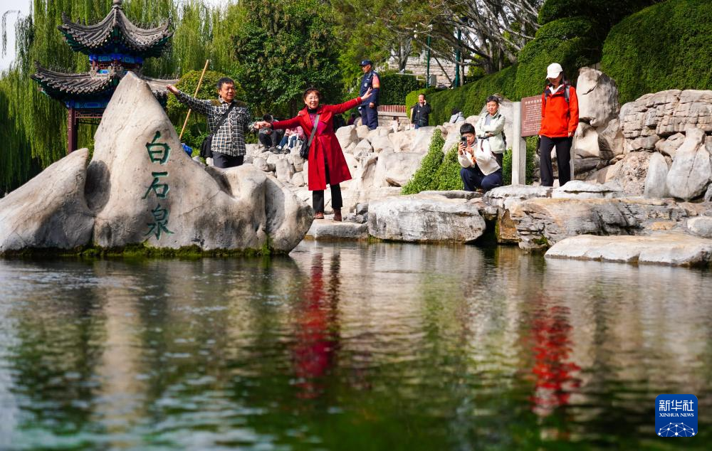 济南:走泉水绿道 赏泉水景观