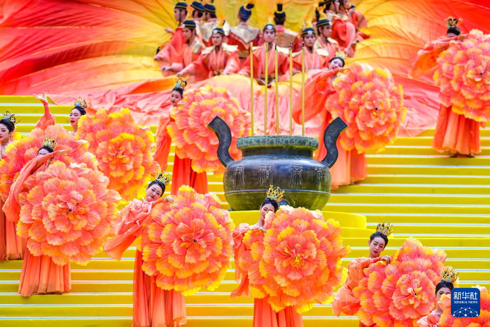 乙巳(2025)年中国仙都祭祀轩辕黄帝大典举行