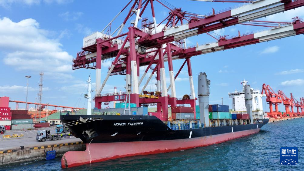 山东港口青岛港:搭建中日韩海上物流大通道