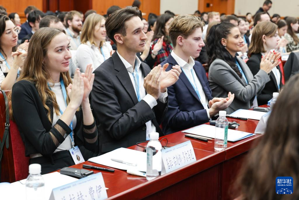 “中欧青年对话会2025”在京举行