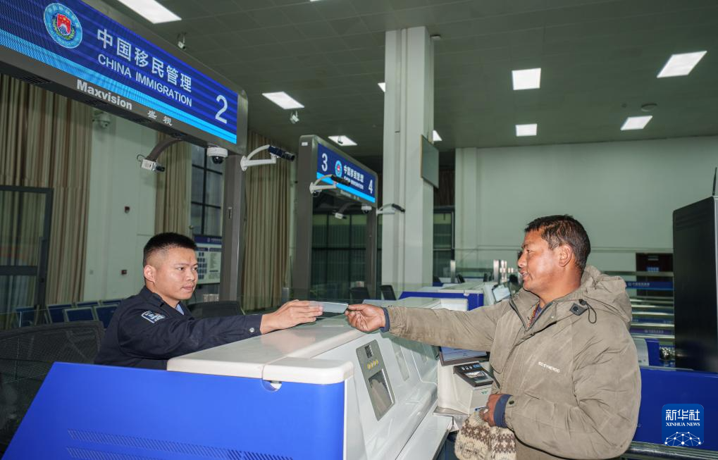 中国吉隆—尼泊尔热索瓦口岸恢复通关