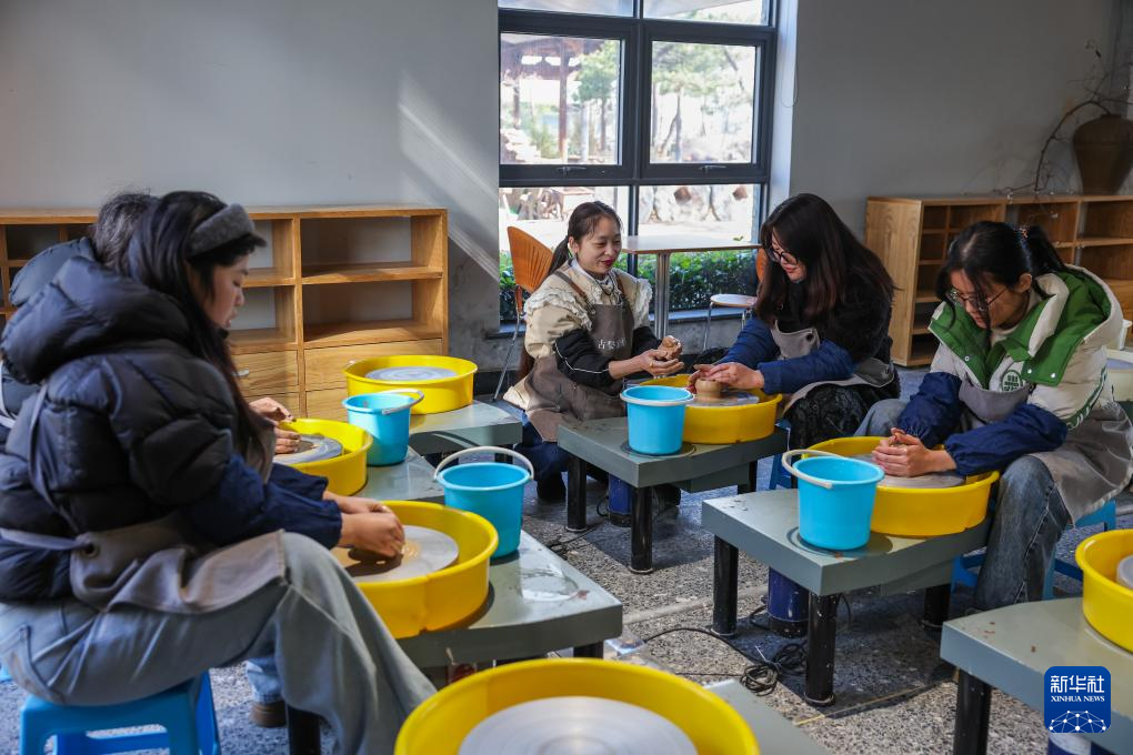 浙江金华:打造特色文旅新消费场景