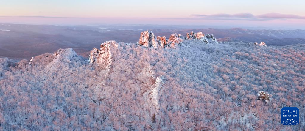 黑龙江七星山国家森林公园现雾凇景观