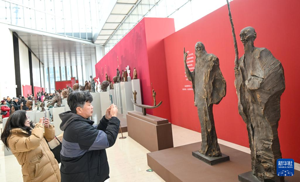 吴为山写意雕塑艺术展在京开展