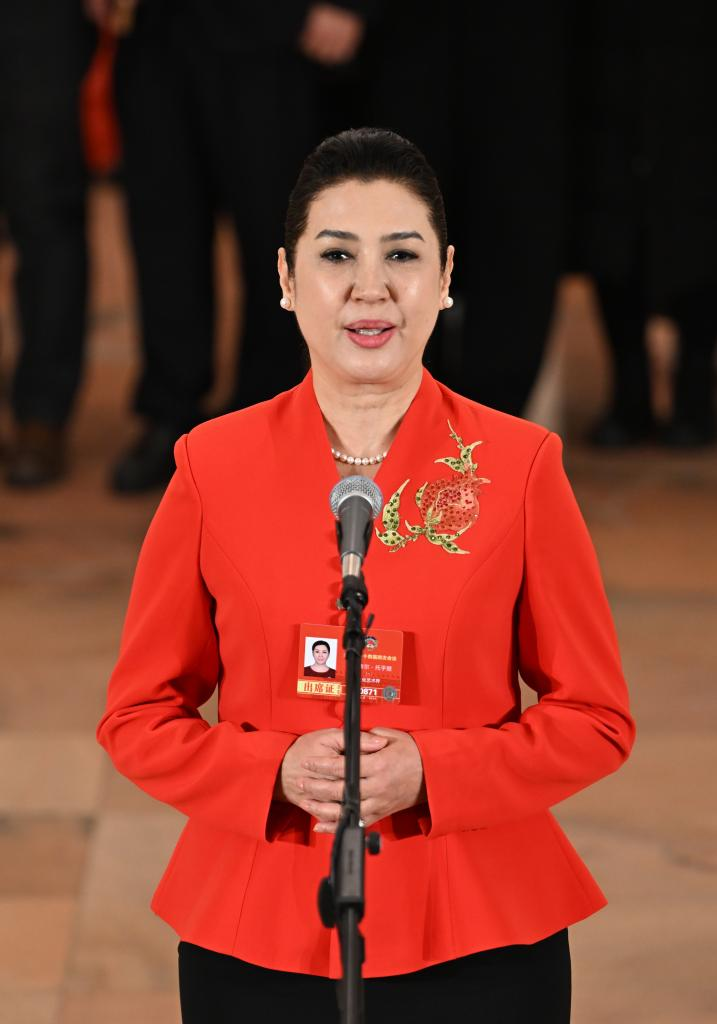 “代表通道”和“委员通道”传出这些“教育好声音” “代表通道”和“委员通道”传出这些“教育好声音”