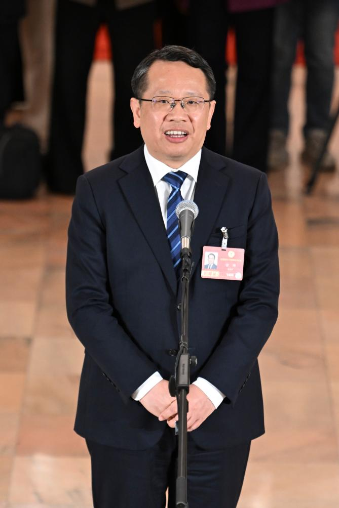 “代表通道”和“委员通道”传出这些“教育好声音” “代表通道”和“委员通道”传出这些“教育好声音”