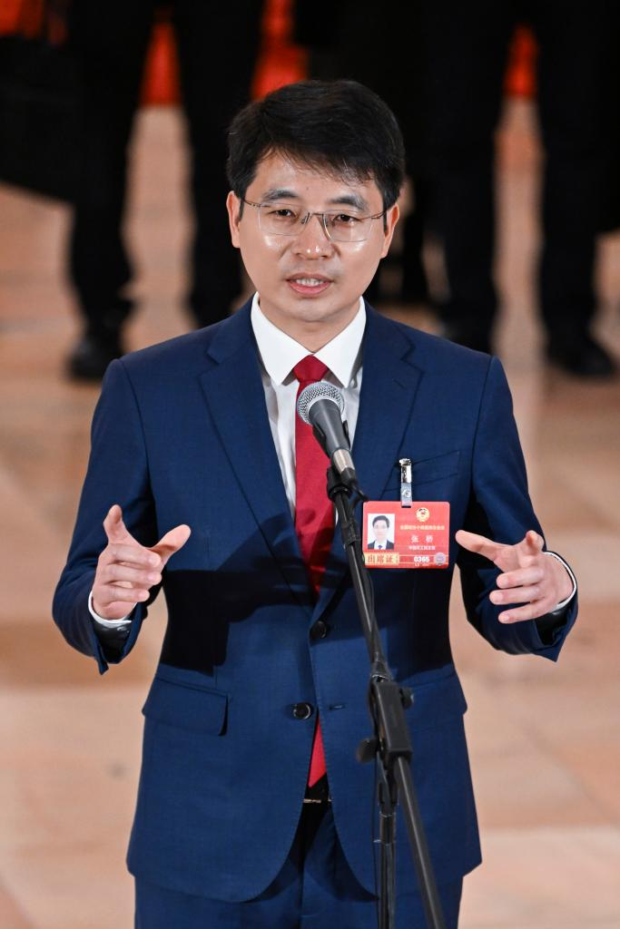 “代表通道”和“委员通道”传出这些“教育好声音” “代表通道”和“委员通道”传出这些“教育好声音”