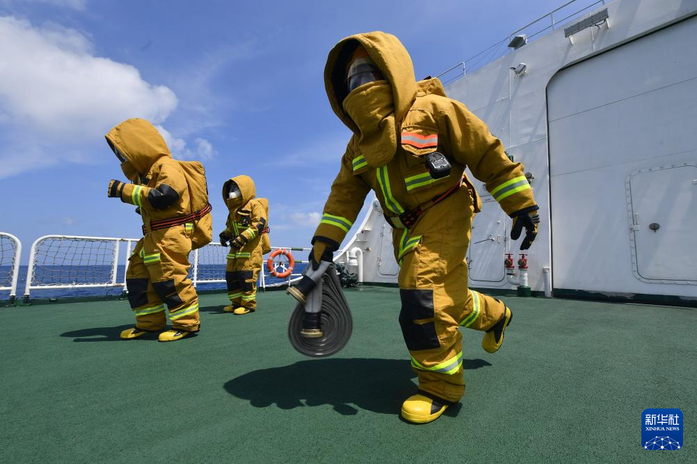 南海影像日志丨海疆卫士守南海