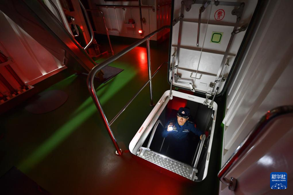 南海影像日志丨海疆卫士守南海