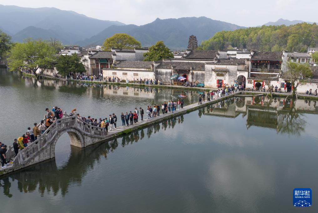假日踏青赏春