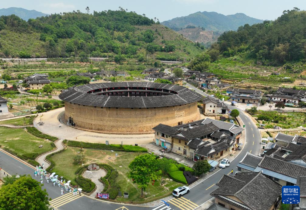 福建土楼:文旅融合促发展