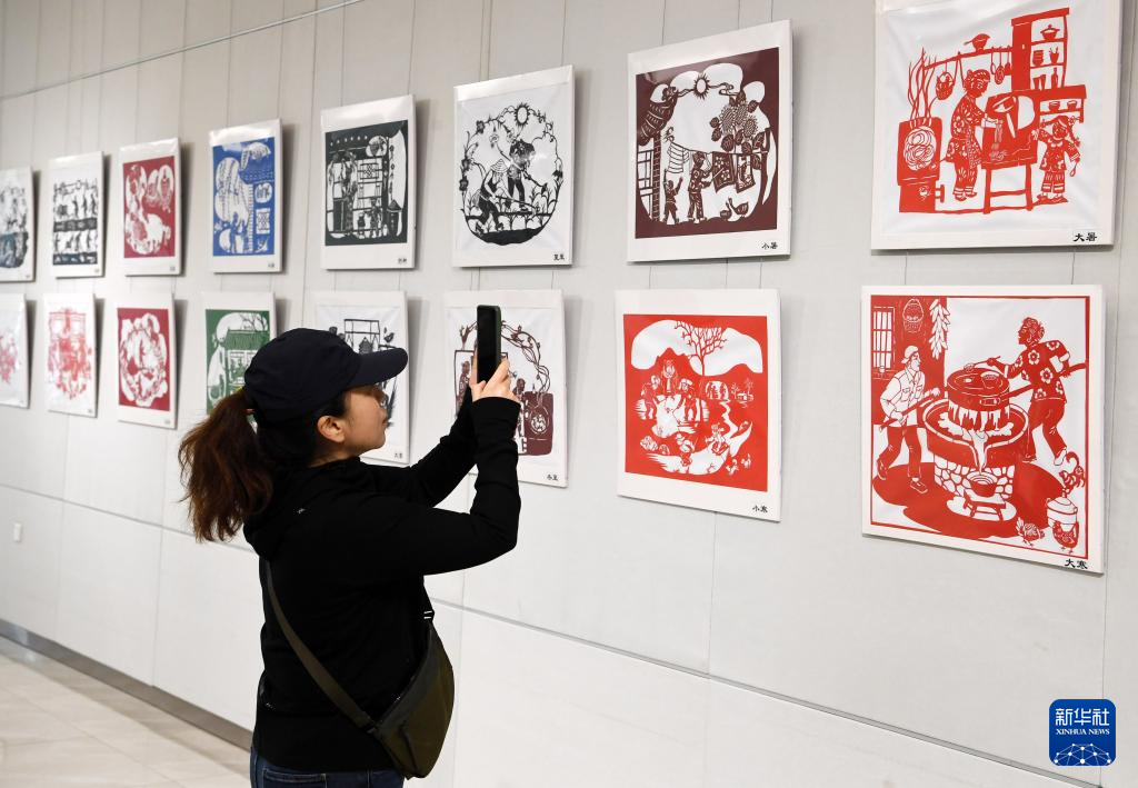 生态主题作品展倡绿色低碳生活方式