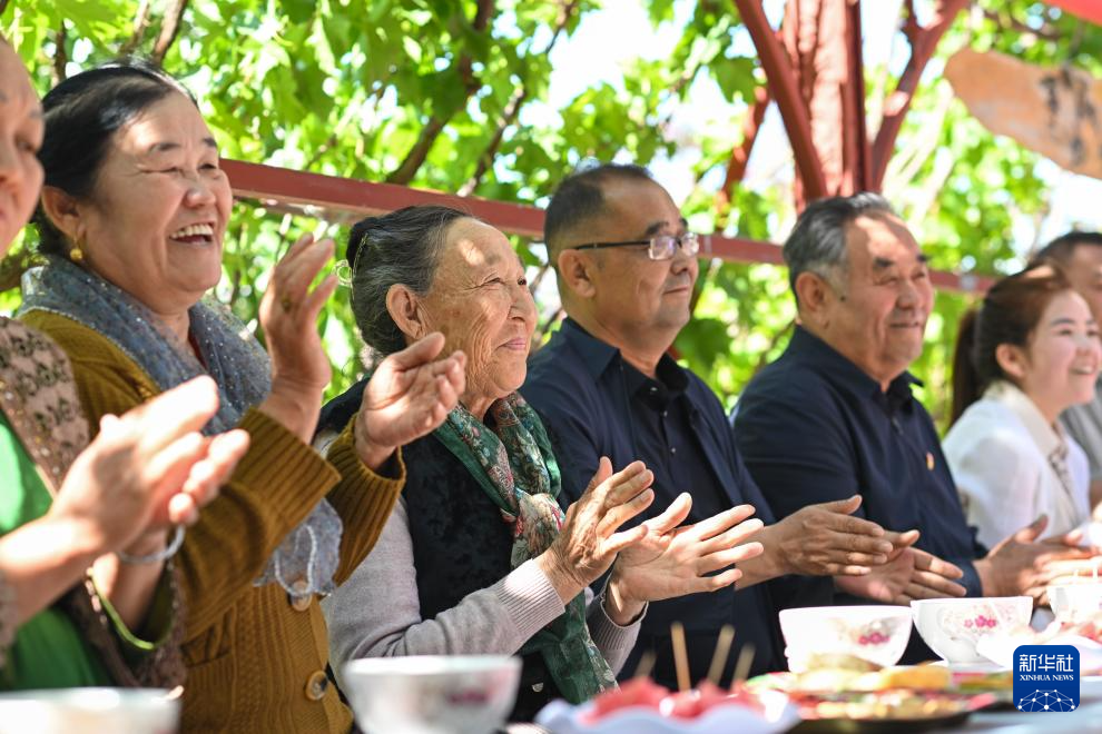 一碗奶茶里的民生温度