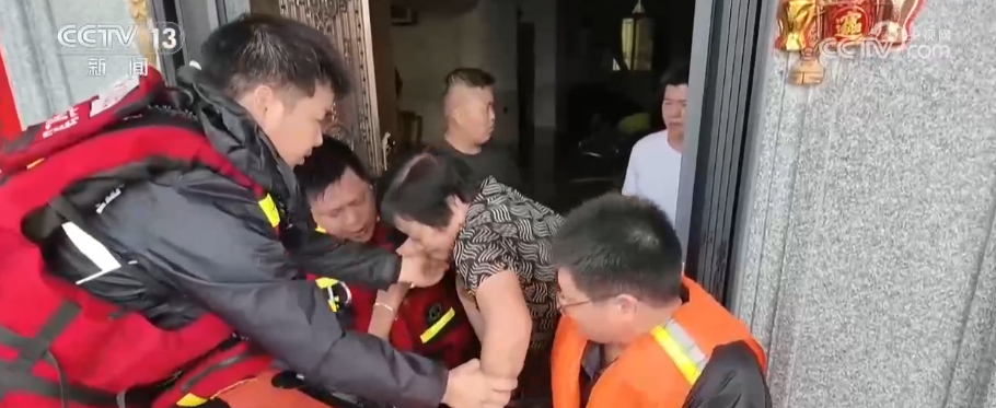 “智慧检测+精准摸排”打好防汛“组合拳” 多方以“汛”为令守护群众生命安全