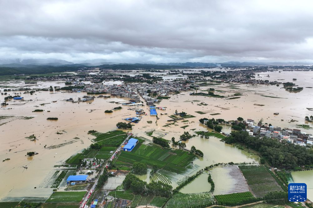 广西南宁多个水库出现险情 当地正组织转移群众