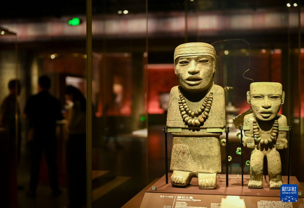 “世界树之巅:美洲古代文明大展”在上海博物馆开幕
