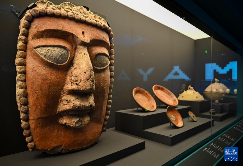 “世界树之巅:美洲古代文明大展”在上海博物馆开幕