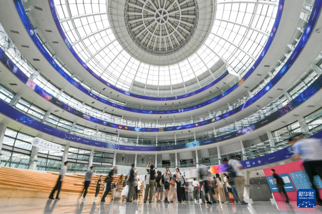 活力中国调研行丨我国首个实验室天体物理专用研究平台加速建设