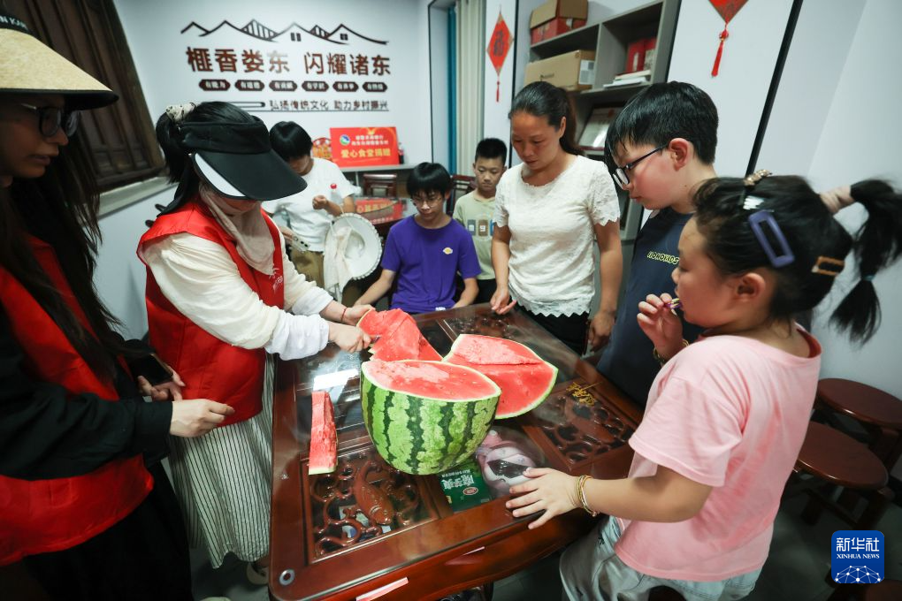 夏日徒步游助力山乡特色文旅消费