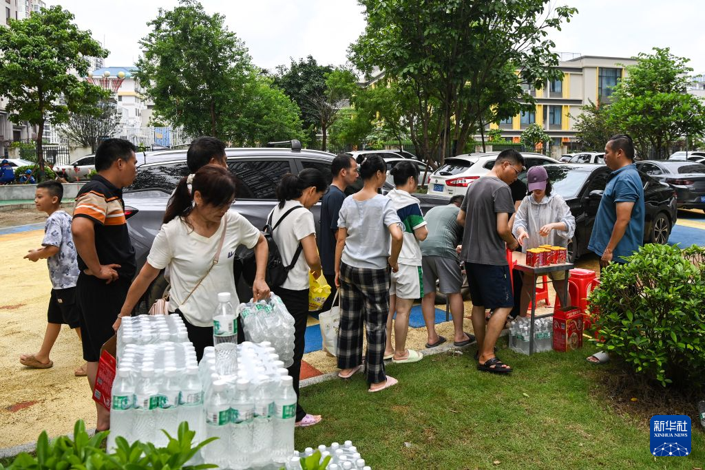 广西:凝心聚力 恢复生产生活秩序