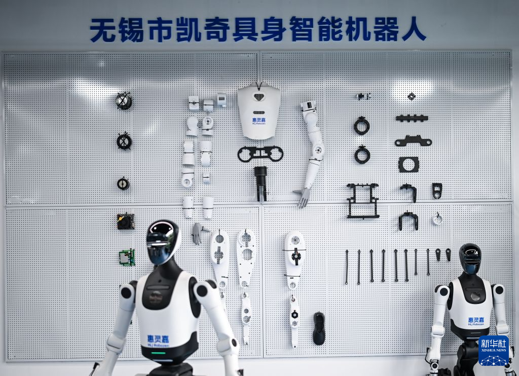 活力中国调研行 | 江苏无锡:需求牵引技术研发 构建机器人产品矩阵